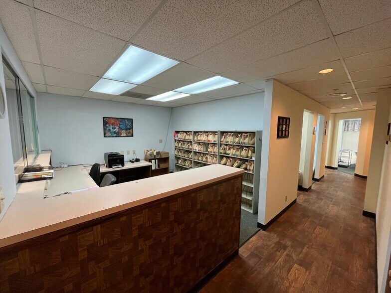 More Photos Of 2520 Windy Hill Rd SE, Marietta Medical For Lease