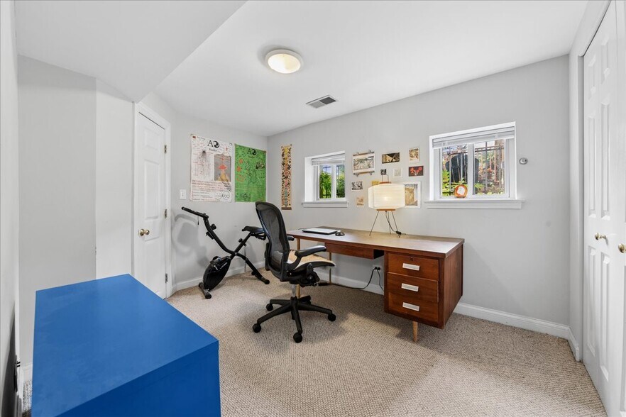 More Photos Of 1723 W Foster Ave, Chicago Multifamily For Sale