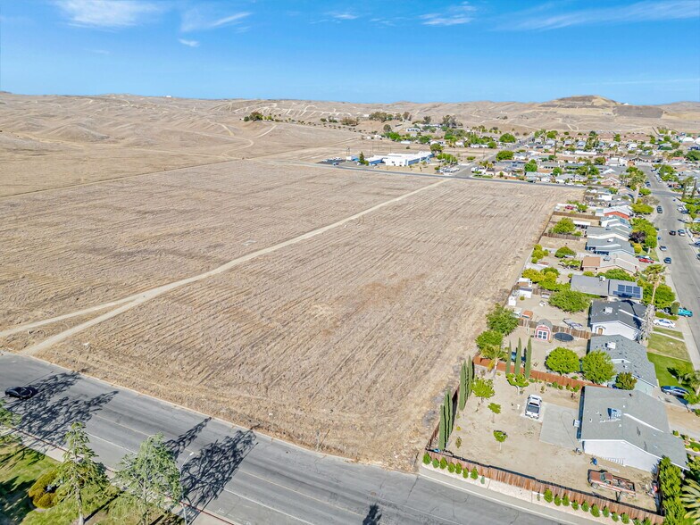 More Photos Of 613 1st ave, Avenal Land For Sale