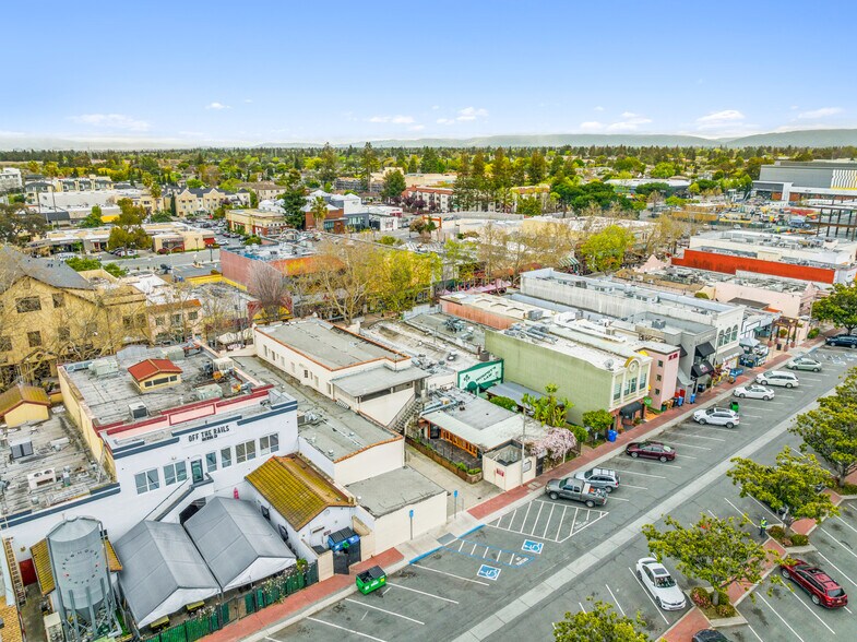 More Photos Of 135 S Murphy Ave, Sunnyvale Restaurant For Sale
