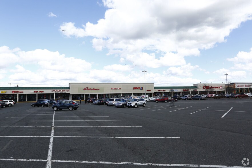 More Photos Of 339 Squire Rd, Revere General Retail For Lease