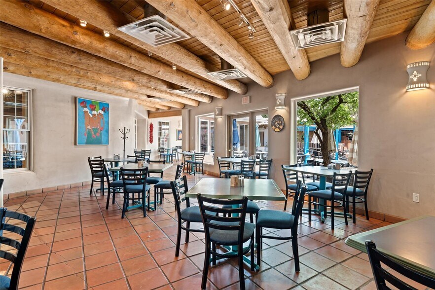 More Photos Of 4 Banana Ln, Santa Fe Restaurant For Sale