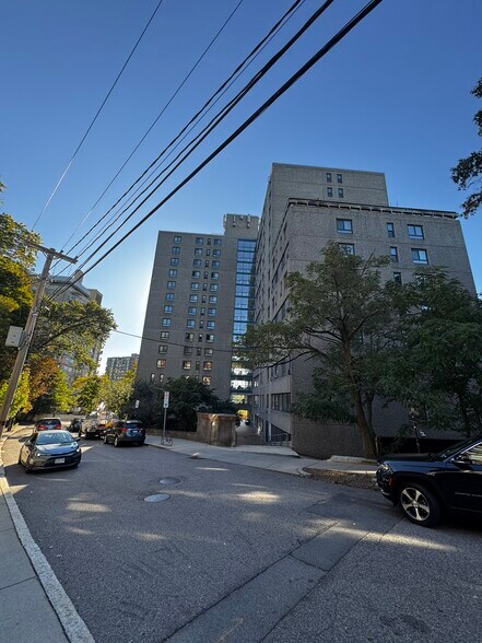 More Photos Of 1550 Beacon St, Brookline Apartments For Lease