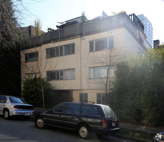 More Photos Of 1742 Pendrell St, Vancouver Apartments For Sale