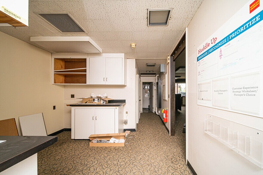 More Photos Of 245 N Main St, Mount Angel Bank For Lease