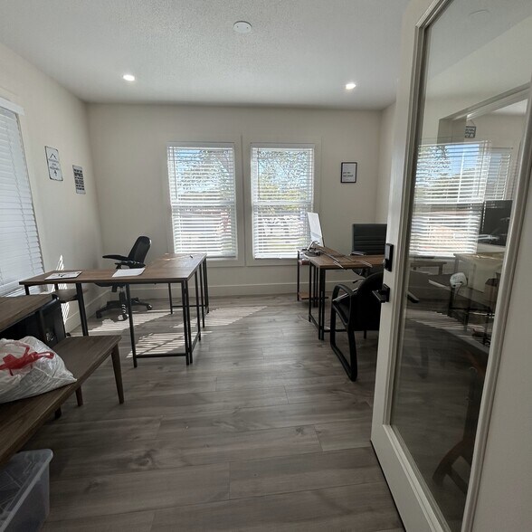 More Photos Of 2915 Medical Arts St, Austin Medical For Sale