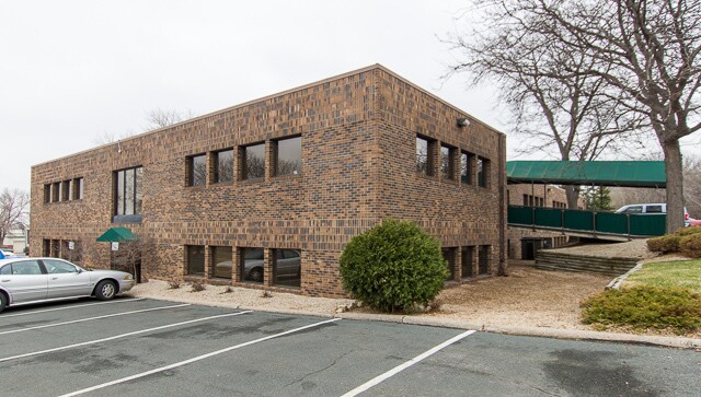 More Photos Of 12940 Harriet Ave S, Burnsville Medical For Lease