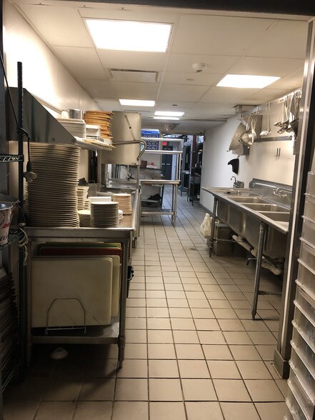 More Photos Of 147 Mamaroneck Ave, White Plains Restaurant For Lease