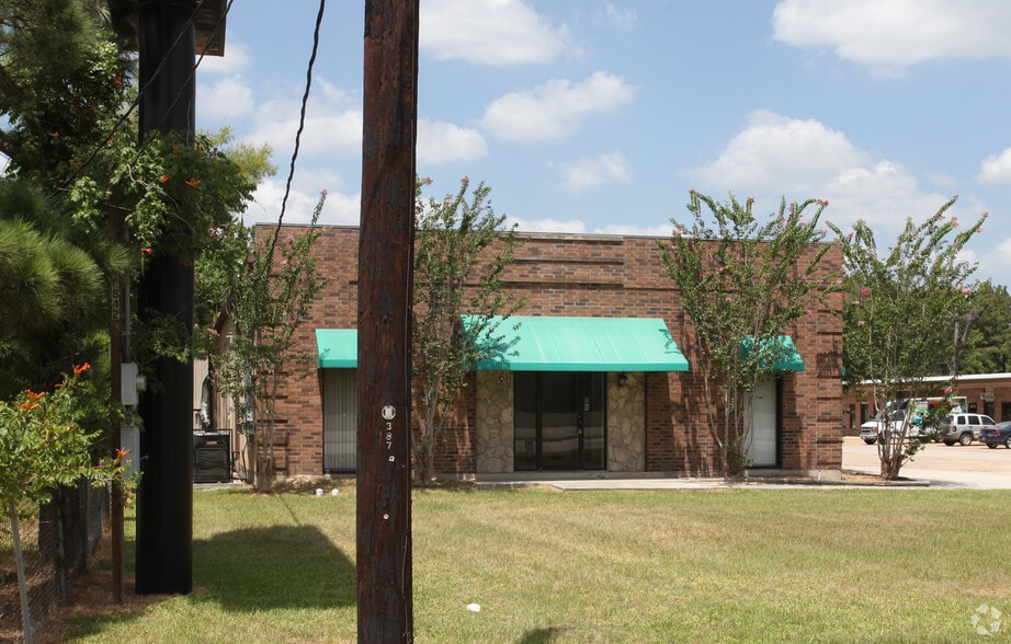 More Photos Of 20854 N US 59 Hwy, New Caney Warehouse For Lease