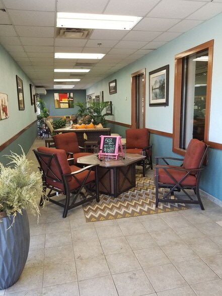 More Photos Of 310 34th Ave W, Alexandria Freestanding For Sale