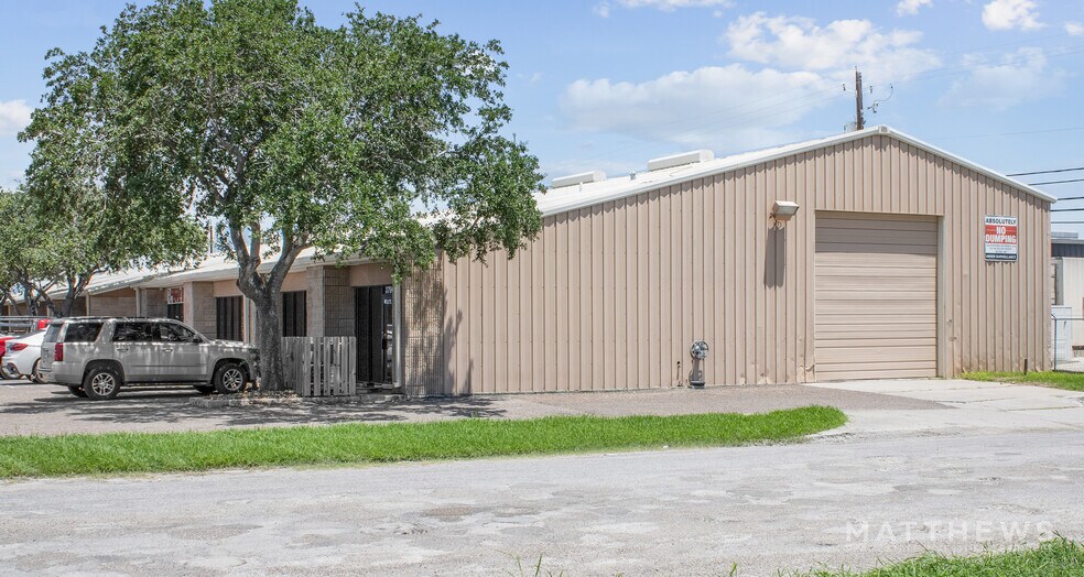 More Photos Of 3740-3790 Wow Rd, Corpus Christi Light Manufacturing For Lease