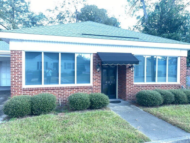 More Photos Of 809 Rhem St, Kinston Office For Lease