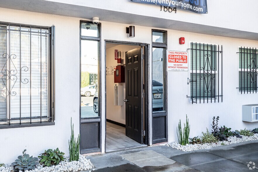 More Photos Of 1864 Cordova St, Los Angeles Apartments For Sale