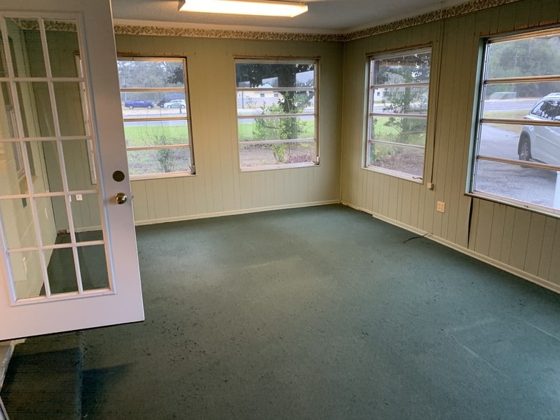 More Photos Of 7280 SW Highway 200, Ocala Office Residential For Lease