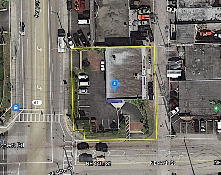 More Photos Of 4400 N Dixie Hwy, Fort Lauderdale Flex For Sale