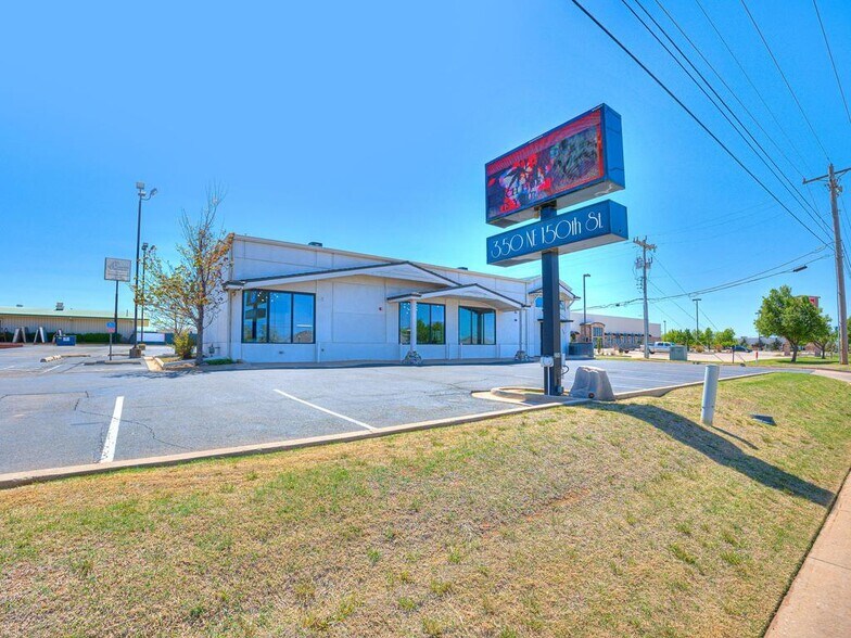 More Photos Of 350 NE 150th St, Edmond General Retail For Sale