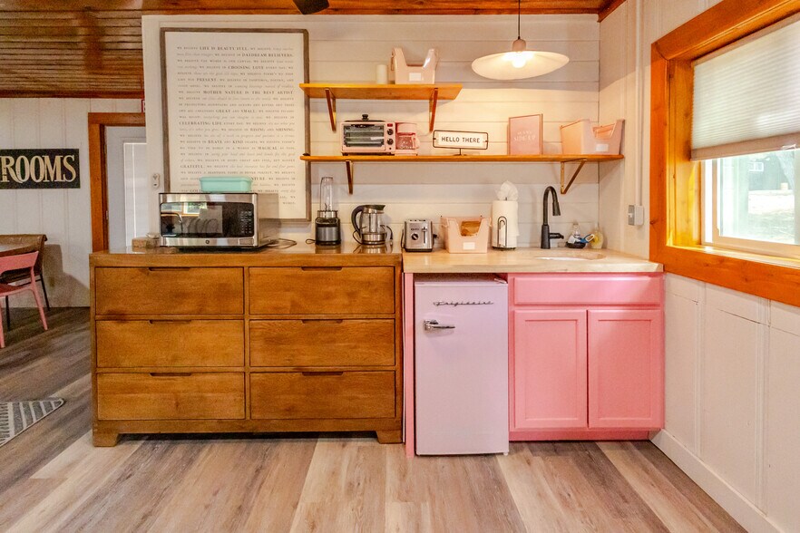 More Photos Of 6385 W White Mountain Blvd, Lakeside Lodge Meeting Hall For Sale