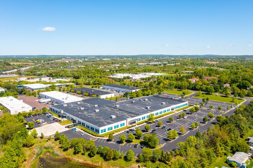 More Photos Of 2060 Detwiler Rd, Harleysville Office For Lease