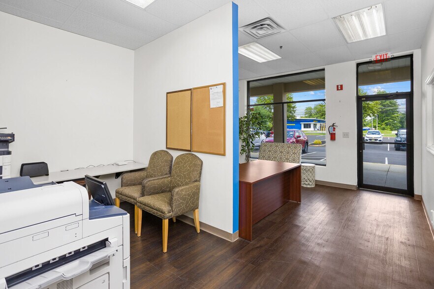 More Photos Of 1702 Mount Holly Rd, Burlington Freestanding For Lease
