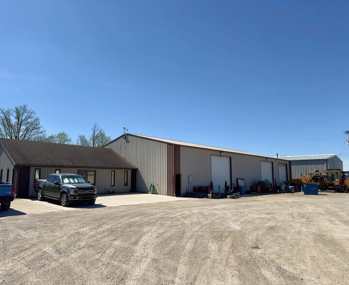 More Photos Of 28510 Lemoyne Rd, Millbury Warehouse For Lease