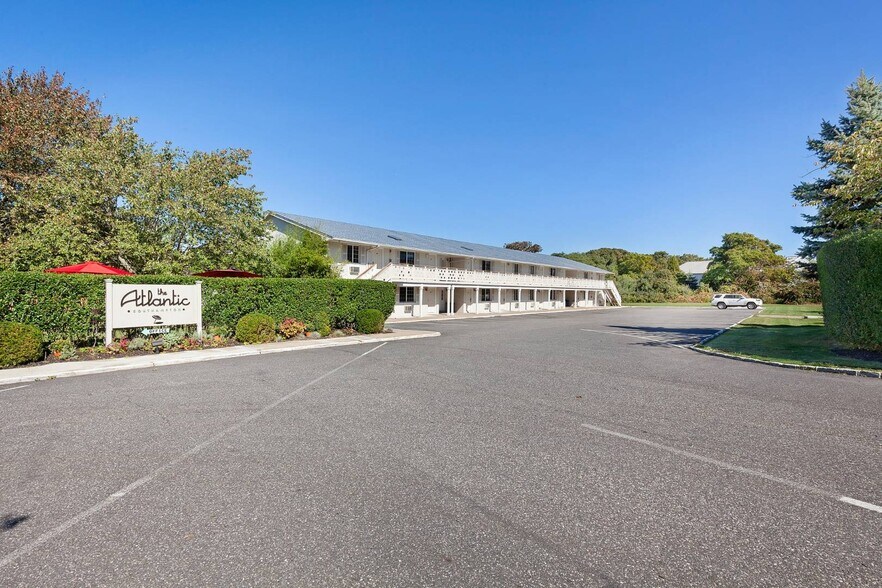 More Photos Of 1655 County Road 39, Southampton Hotel For Sale