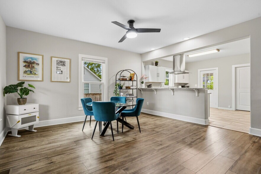More Photos Of 22 2nd Ave, Greenville Specialty For Sale