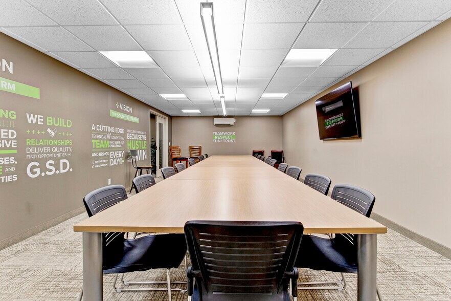 More Photos Of 69 Monroe Ave, Pittsford Office For Lease