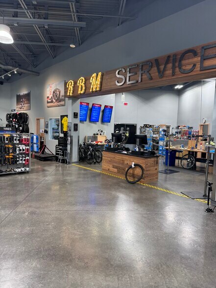 More Photos Of 9040 Falcon View Dr, McKinney Storefront For Sale