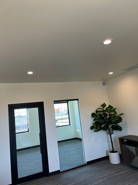 More Photos Of 37 E 100 N, Heber City Office For Lease