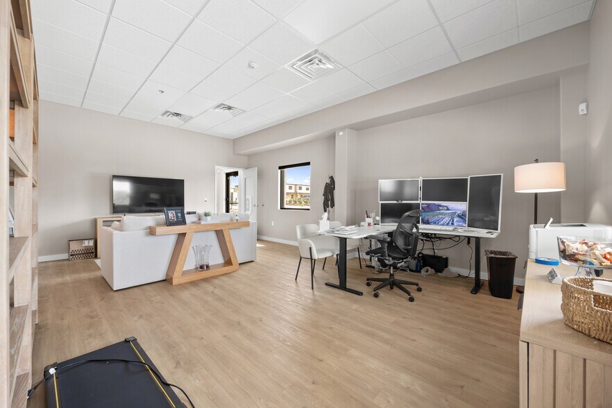 More Photos Of 730 S Bell Blvd, Cedar Park Office For Lease