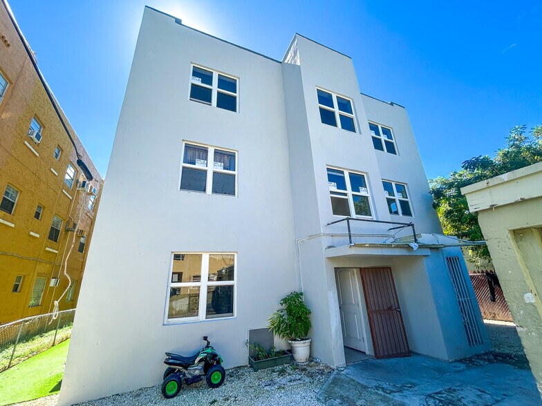 More Photos Of 1051 NW 2nd St, Miami Apartments For Sale
