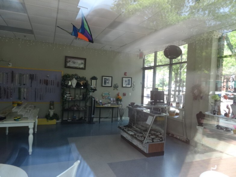 More Photos Of 311-345 Hay St, Fayetteville Apartments For Lease