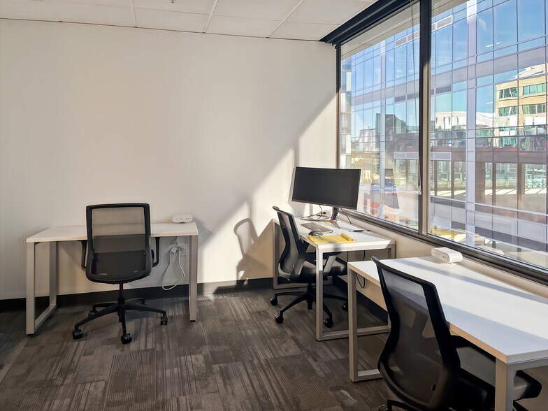 More Photos Of 10655 NE 4th St, Bellevue Coworking Space