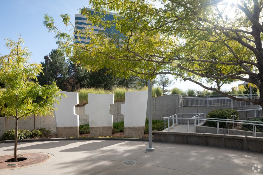 More Photos Of 6380 S Fiddlers Green Cir, Greenwood Village Office For Lease