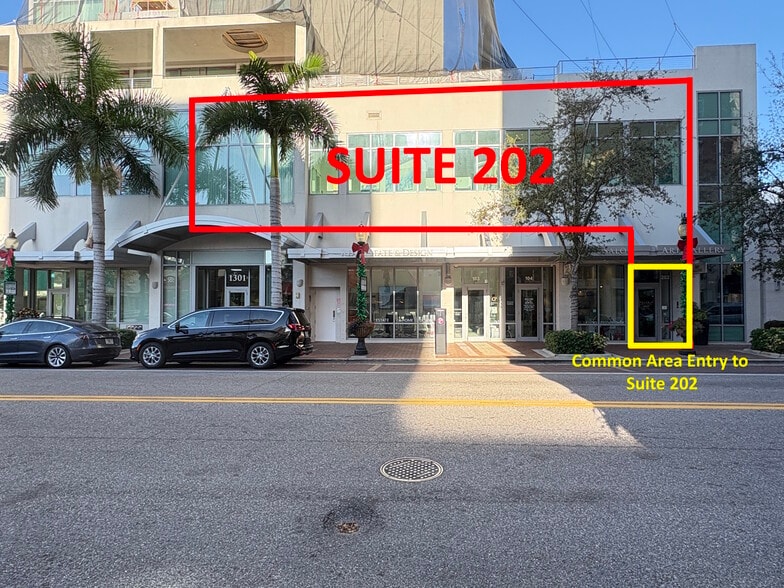 Primary Photo Of 1301 Main St, Sarasota Apartments For Sale