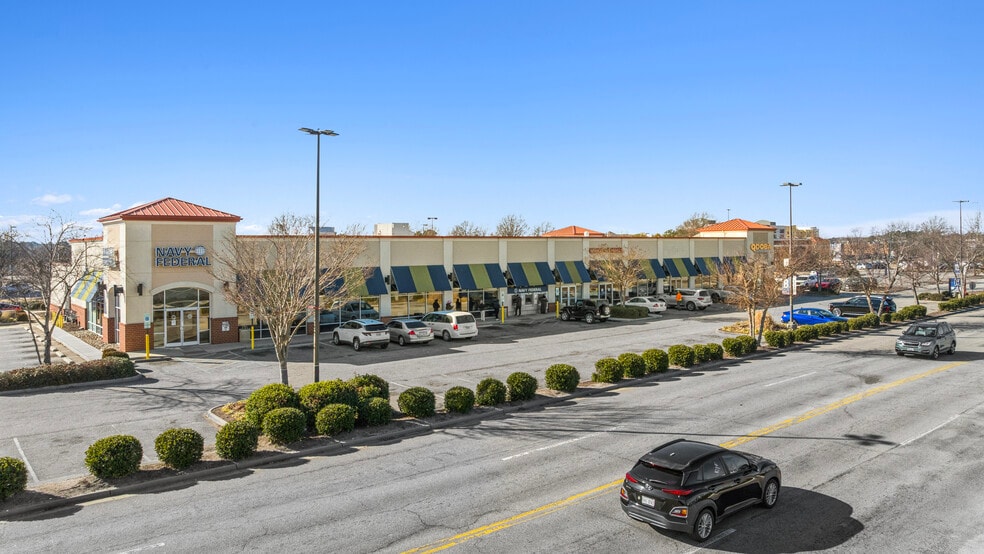 More Photos Of 5900 E Virginia Beach Blvd, Norfolk Unknown For Lease