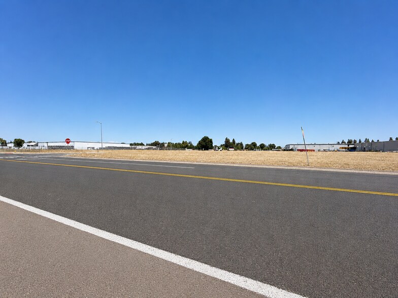 More Photos Of S Granada Dr, Madera Land For Sale