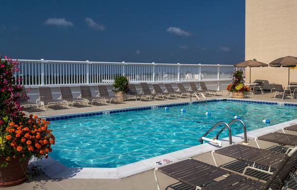 More Photos Of 4853 Cordell Ave, Bethesda Apartments For Lease