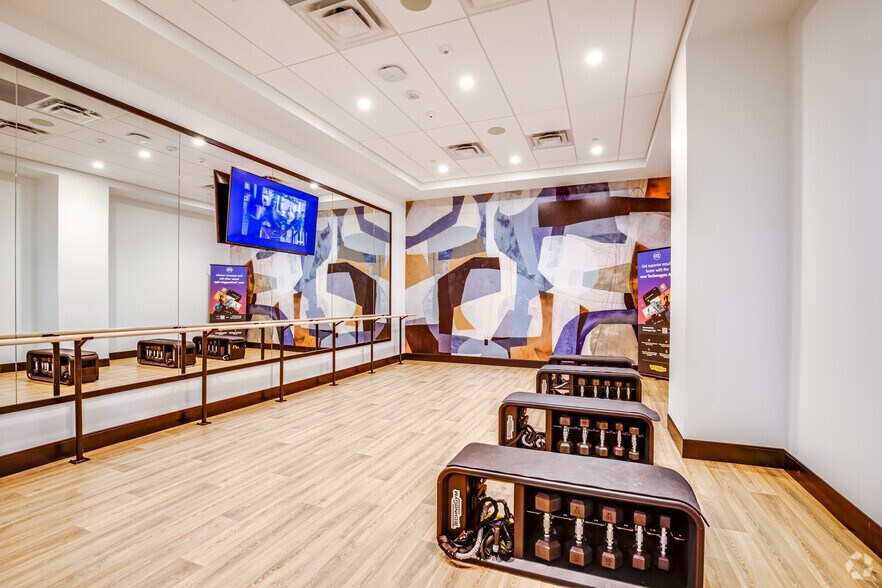 More Photos Of 650 Portland Ave S, Minneapolis Apartments For Lease