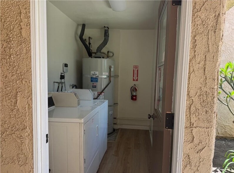 More Photos Of 16662 Blanton St, Huntington Beach Apartments For Sale