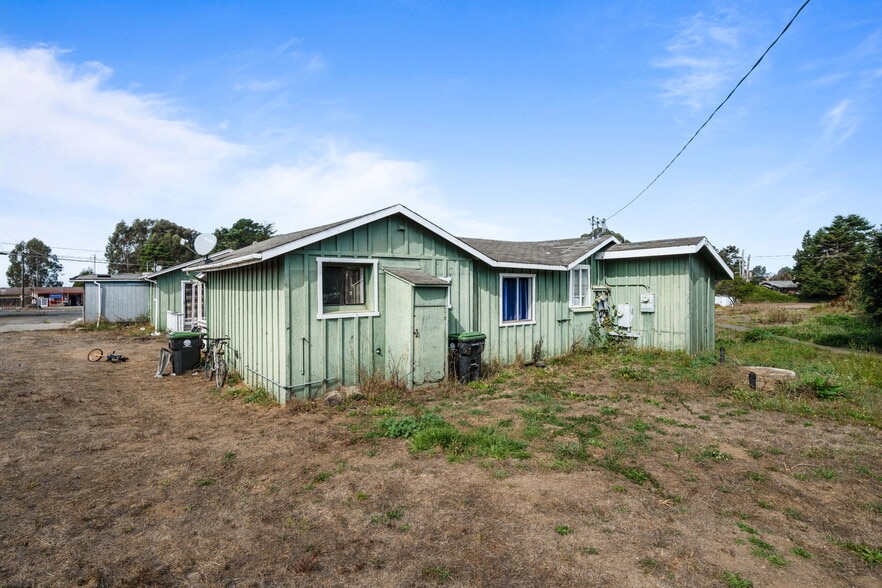 More Photos Of 18781 N Highway 1, Fort Bragg Flex For Sale