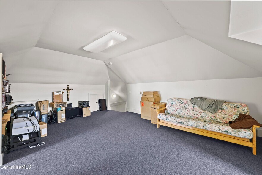 More Photos Of 92 Elm St, Pittsfield Office For Sale