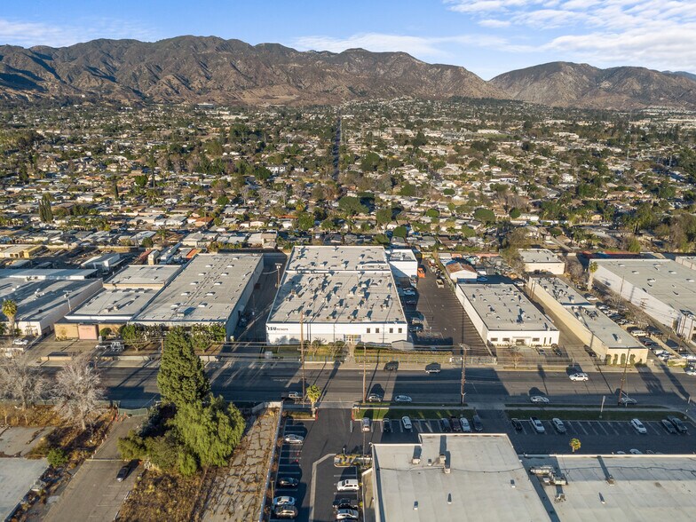 More Photos Of 12930 Bradley Ave, Sylmar Warehouse For Sale