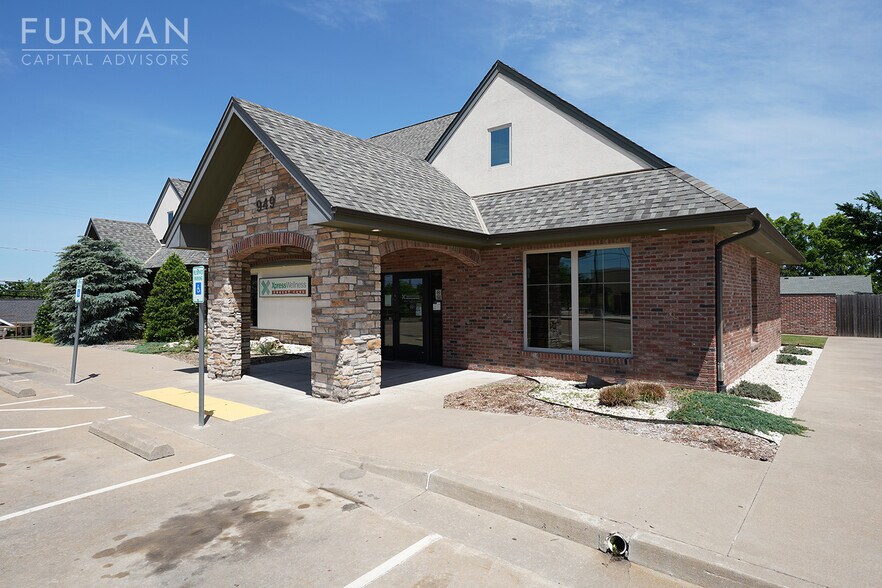 More Photos Of 949 E Taft Ave, Sapulpa Medical For Sale