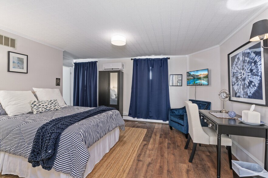 More Photos Of 11 E Philadelphia Ave, Boyertown Hospitality For Sale