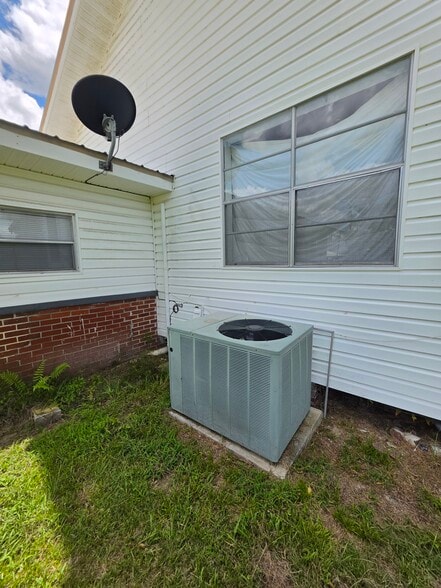 More Photos Of 10050 Harvest Ln, Glen St Mary Land For Sale