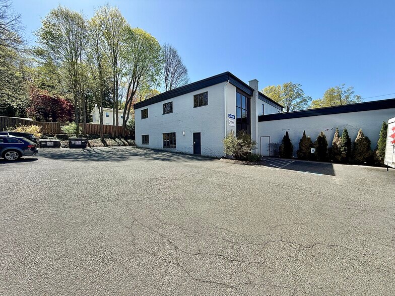 More Photos Of 73 Main St S, Woodbury Storefront Retail Office For Sale