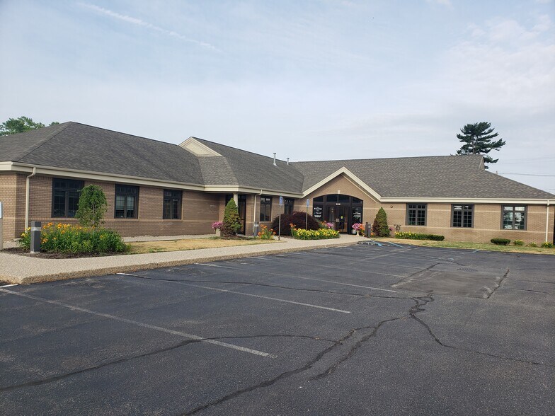 More Photos Of 388 Garden Ave, Holland Medical For Sale