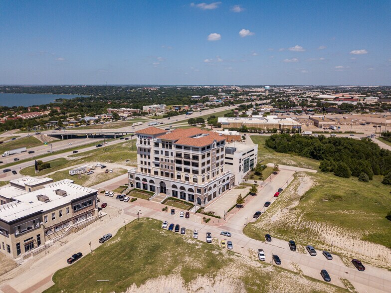 More Photos Of 2701 Sunset Ridge Dr, Rockwall Office For Lease