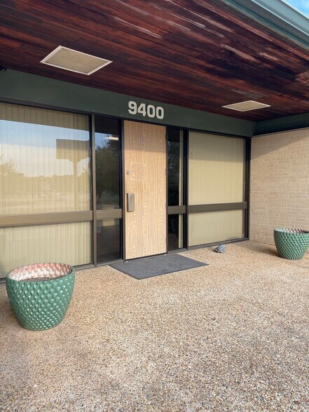 More Photos Of 9400 Village Green Dr, Shreveport Office For Lease